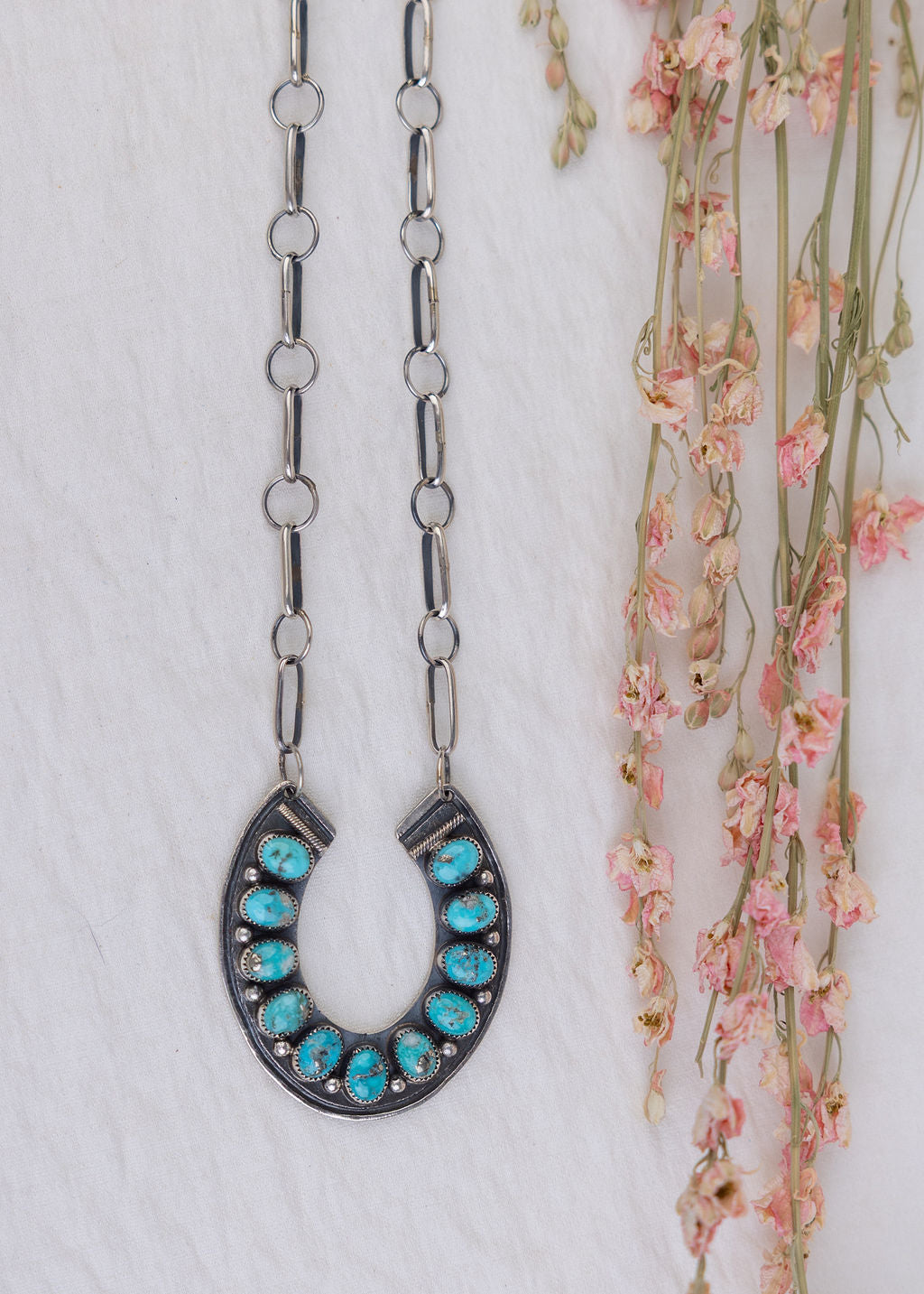 00 Horseshoe Necklace