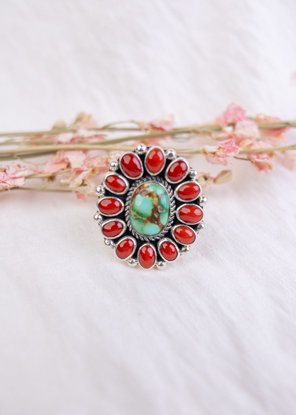 Luvara Ring