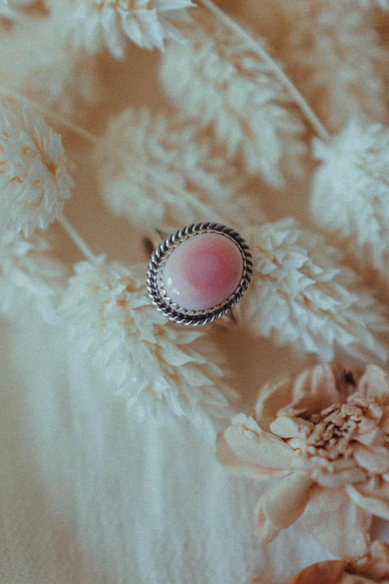 Pink Conch Oval Ring