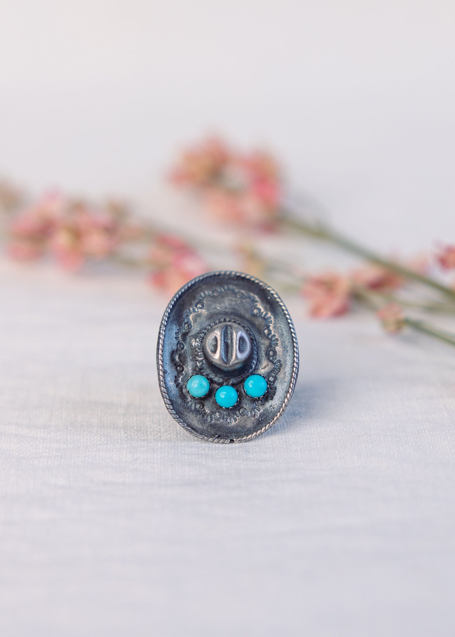 The Annie Oakley Ring Adjustable