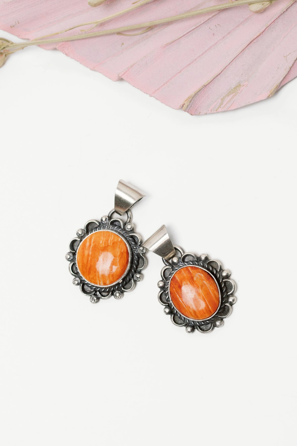 Trix Pendant
