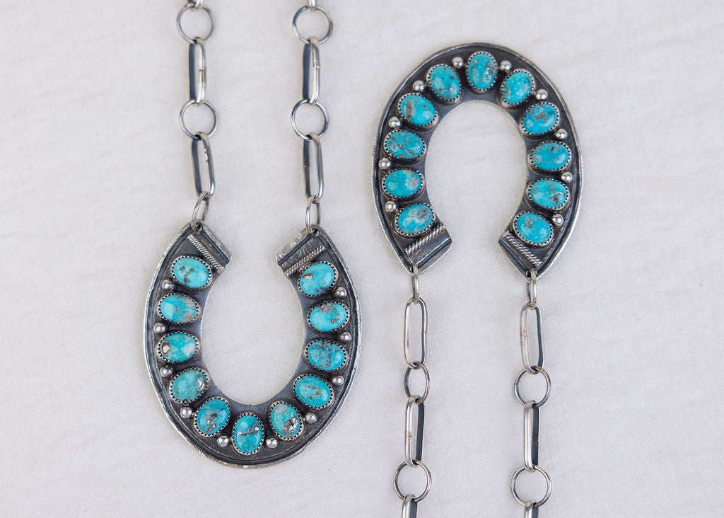 00 Horseshoe Necklace