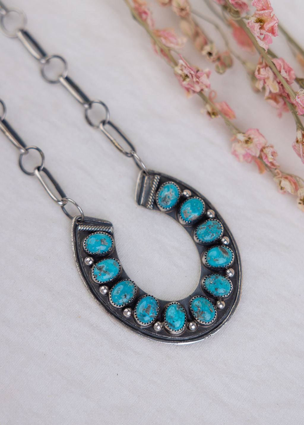 00 Horseshoe Necklace