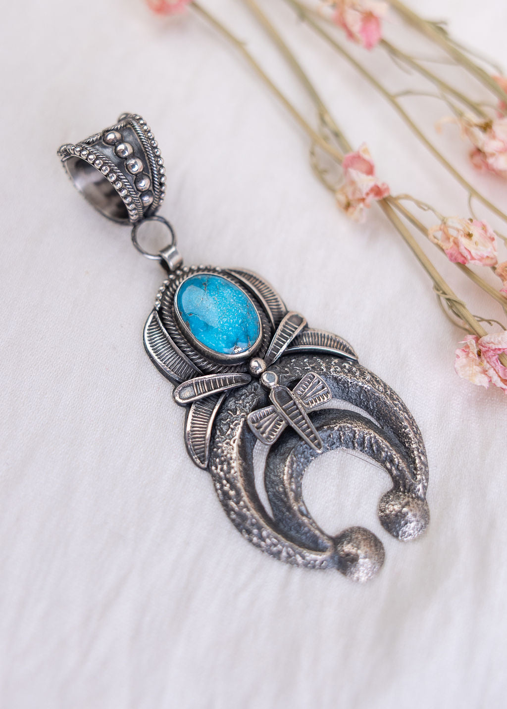 Suki Pendant