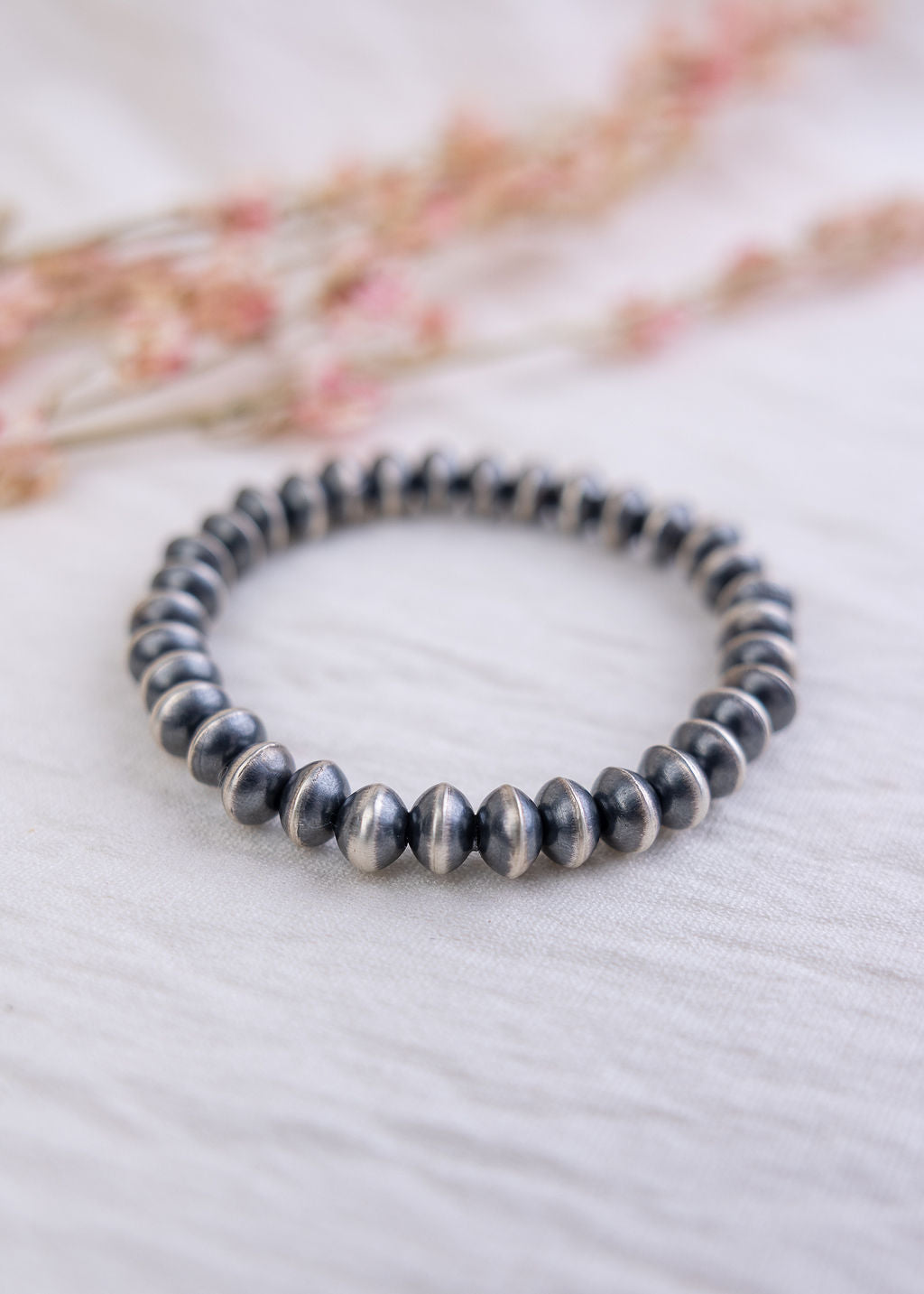 Saucer Pearl Bracelet