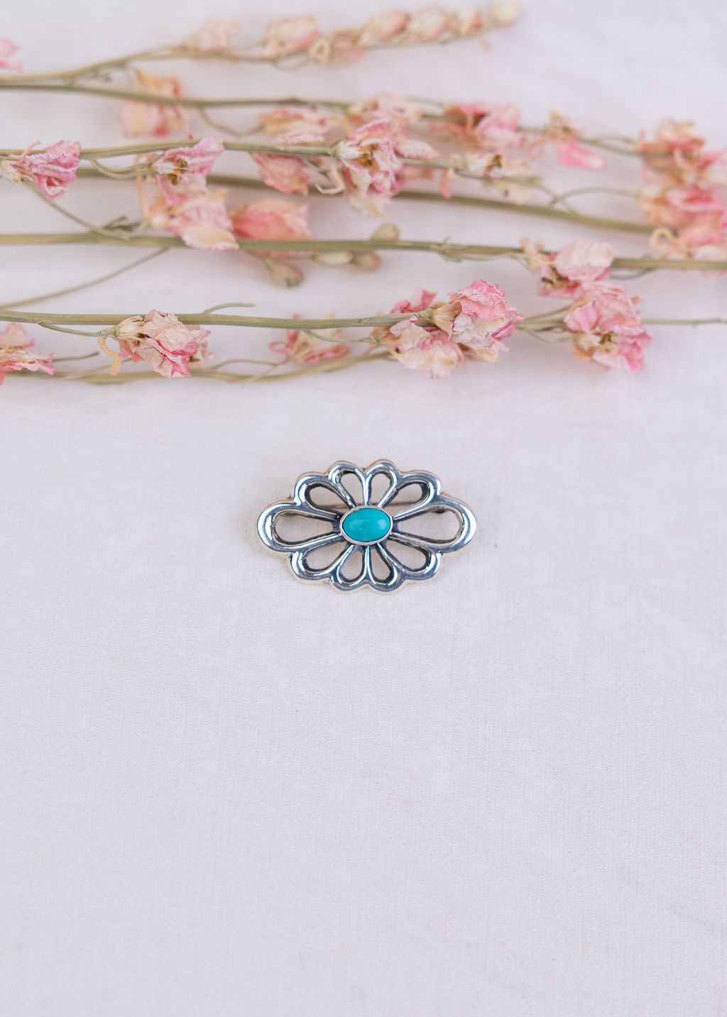 Deloris Pin