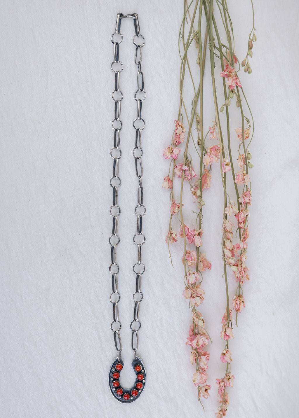 Foster Horseshoe Pendent