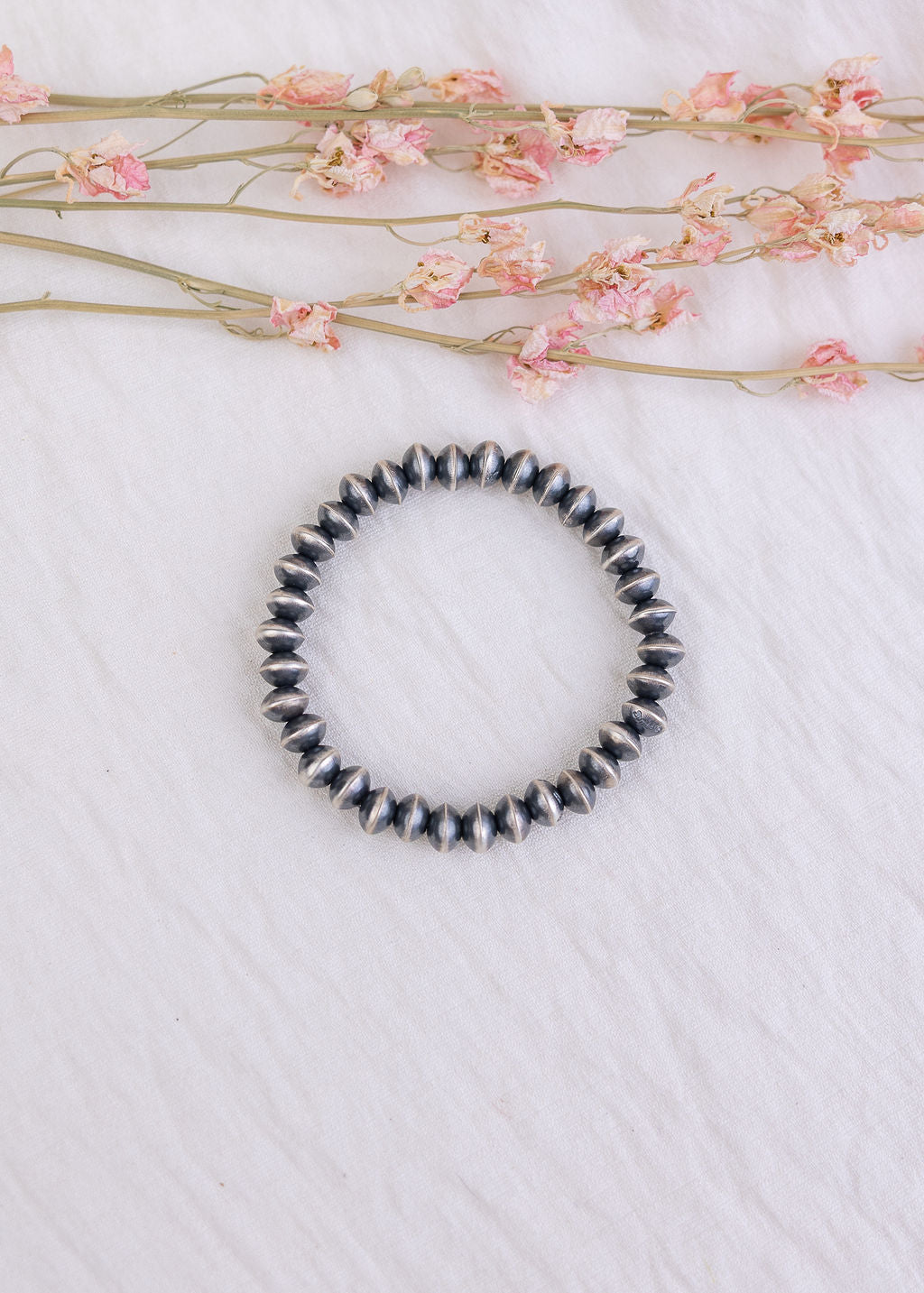 Saucer Pearl Bracelet