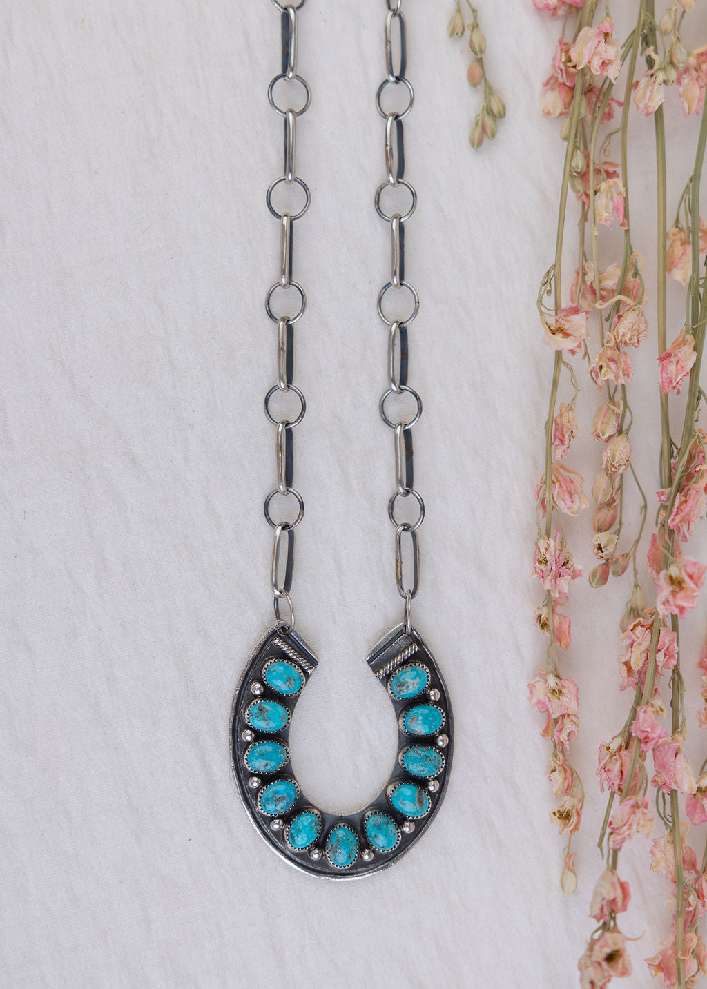 00 Horseshoe Necklace