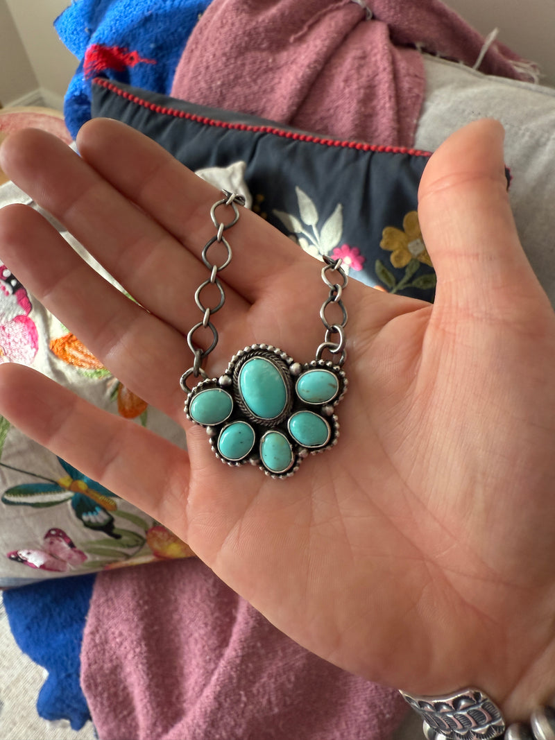Dilly Necklace