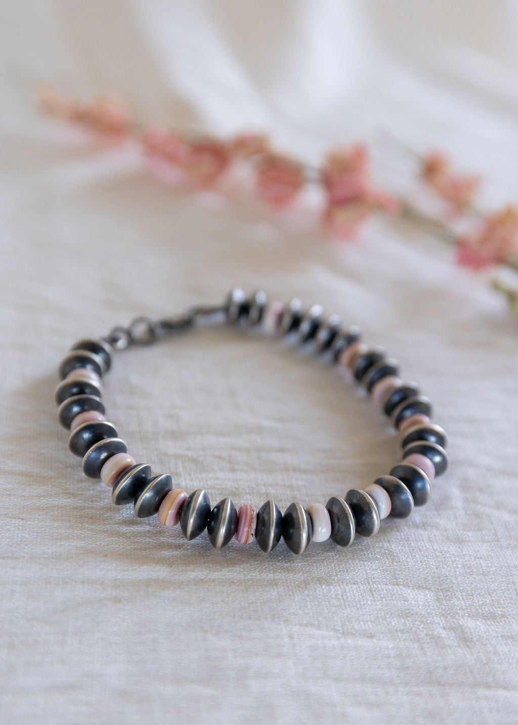 Pink Conch Handmade Pearl Bracelet